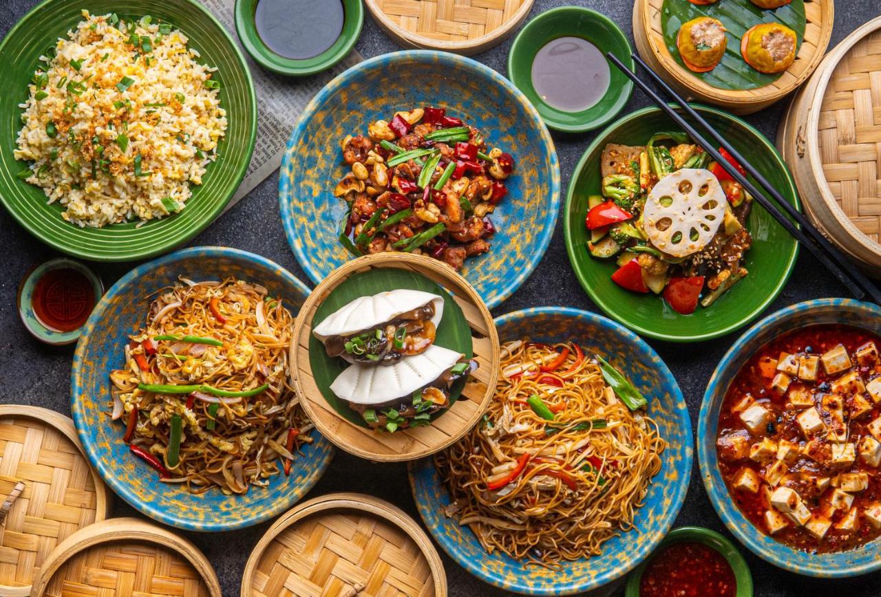 Hyatt Place Gurgaon Udyog Vihar Екстериор снимка Chinese cuisine
