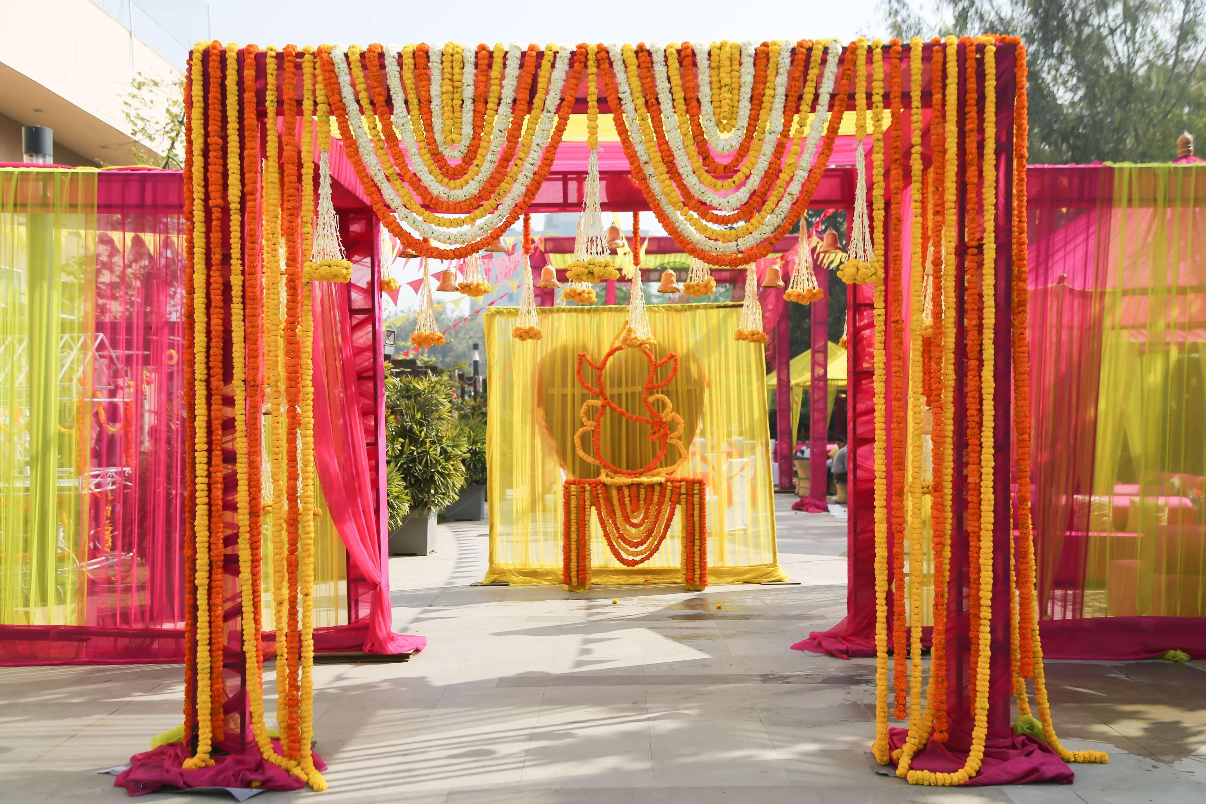 Hyatt Place Gurgaon Udyog Vihar Екстериор снимка A traditional Indian wedding mandap