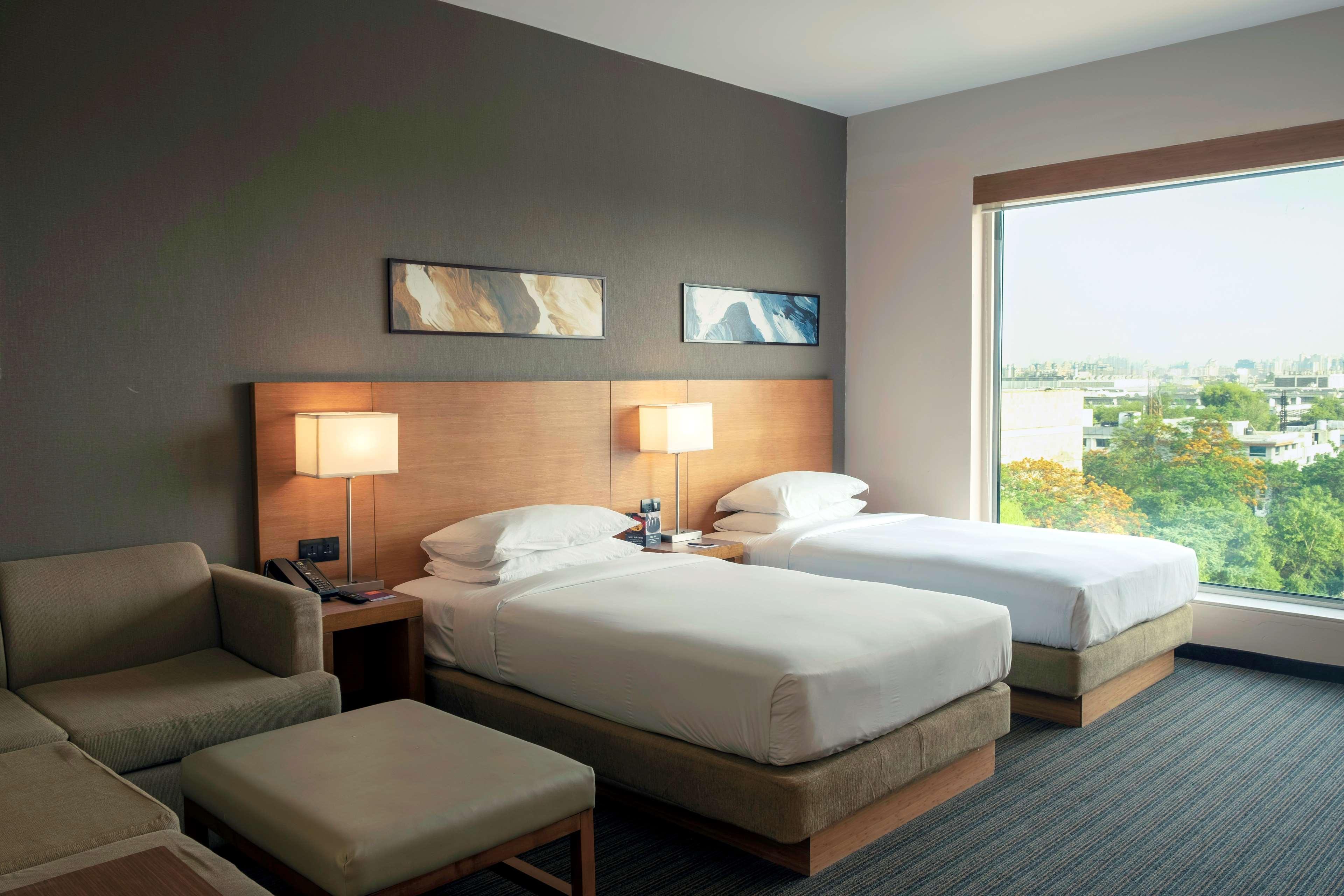 Hyatt Place Gurgaon Udyog Vihar Екстериор снимка Holiday Inn Express room